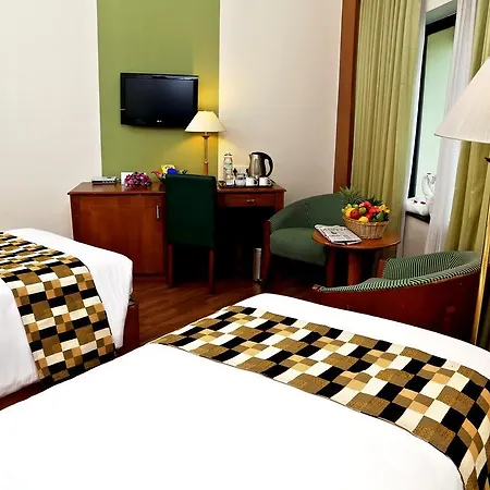 Gokulam Park Hotel Kochi Room photo