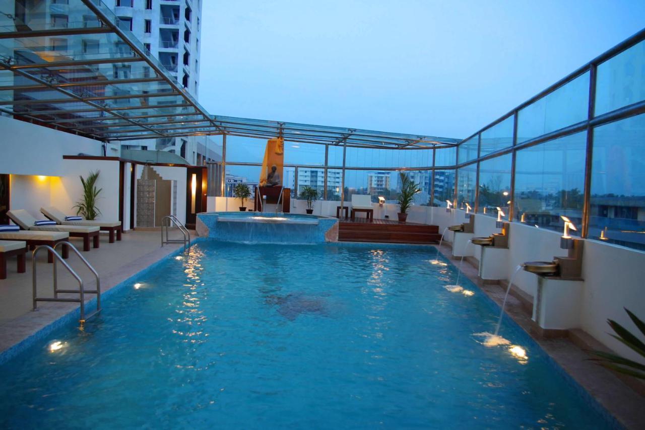 Hotel Gokulam Park