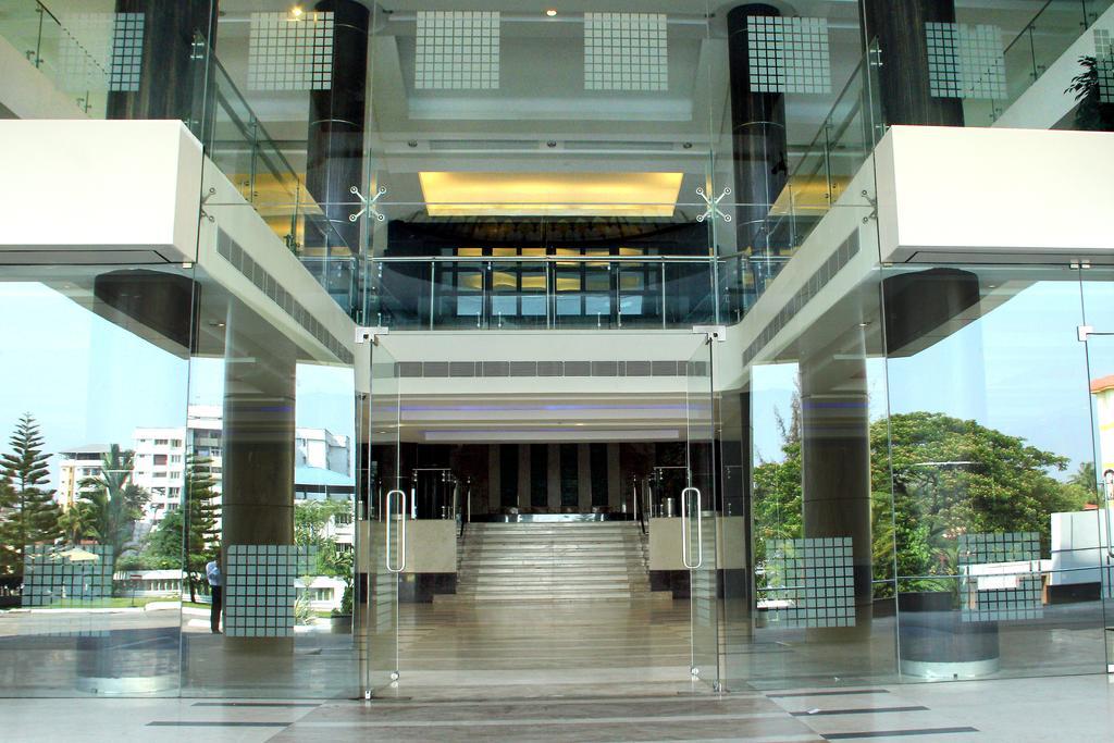 Gokulam Park Hotel