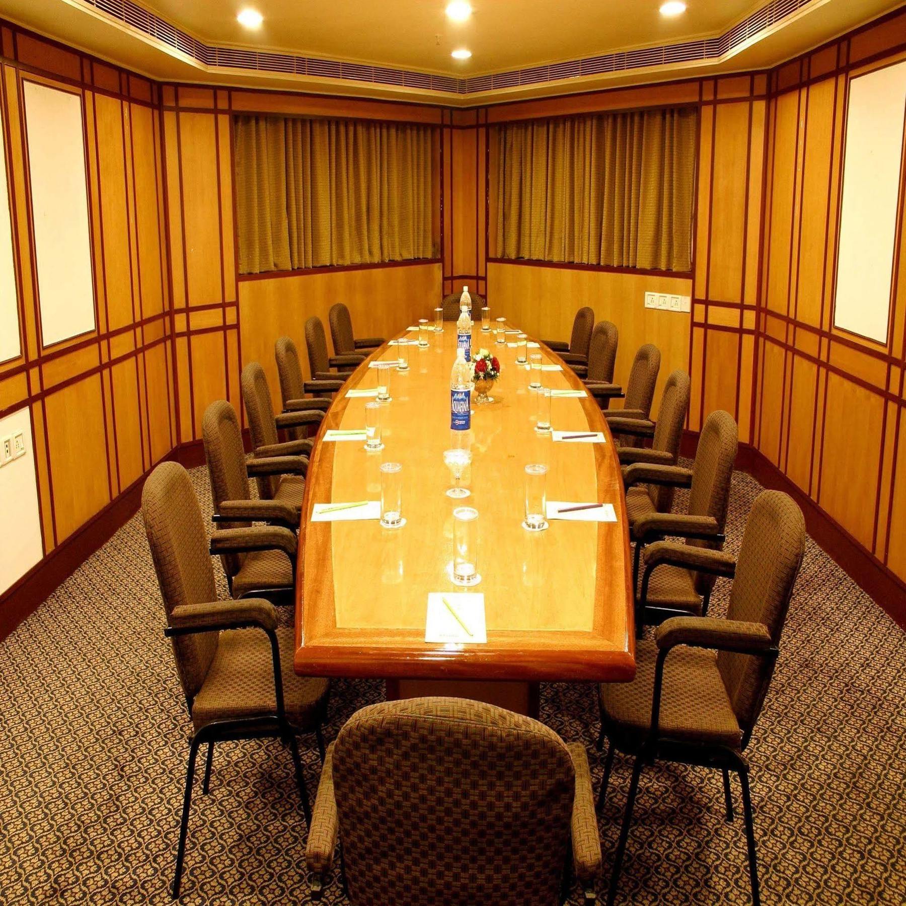 Gokulam Park Hotel 3*